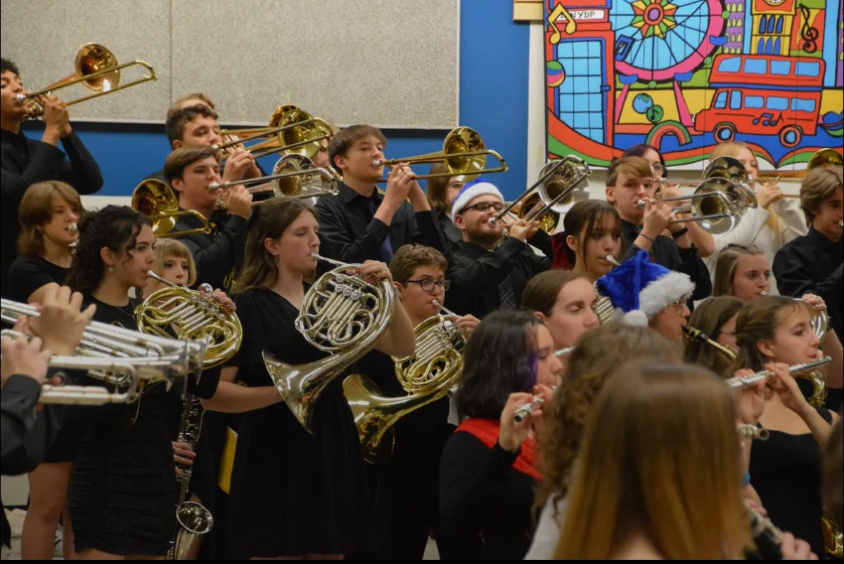 Holiday Hits and Band Christmas Cheer